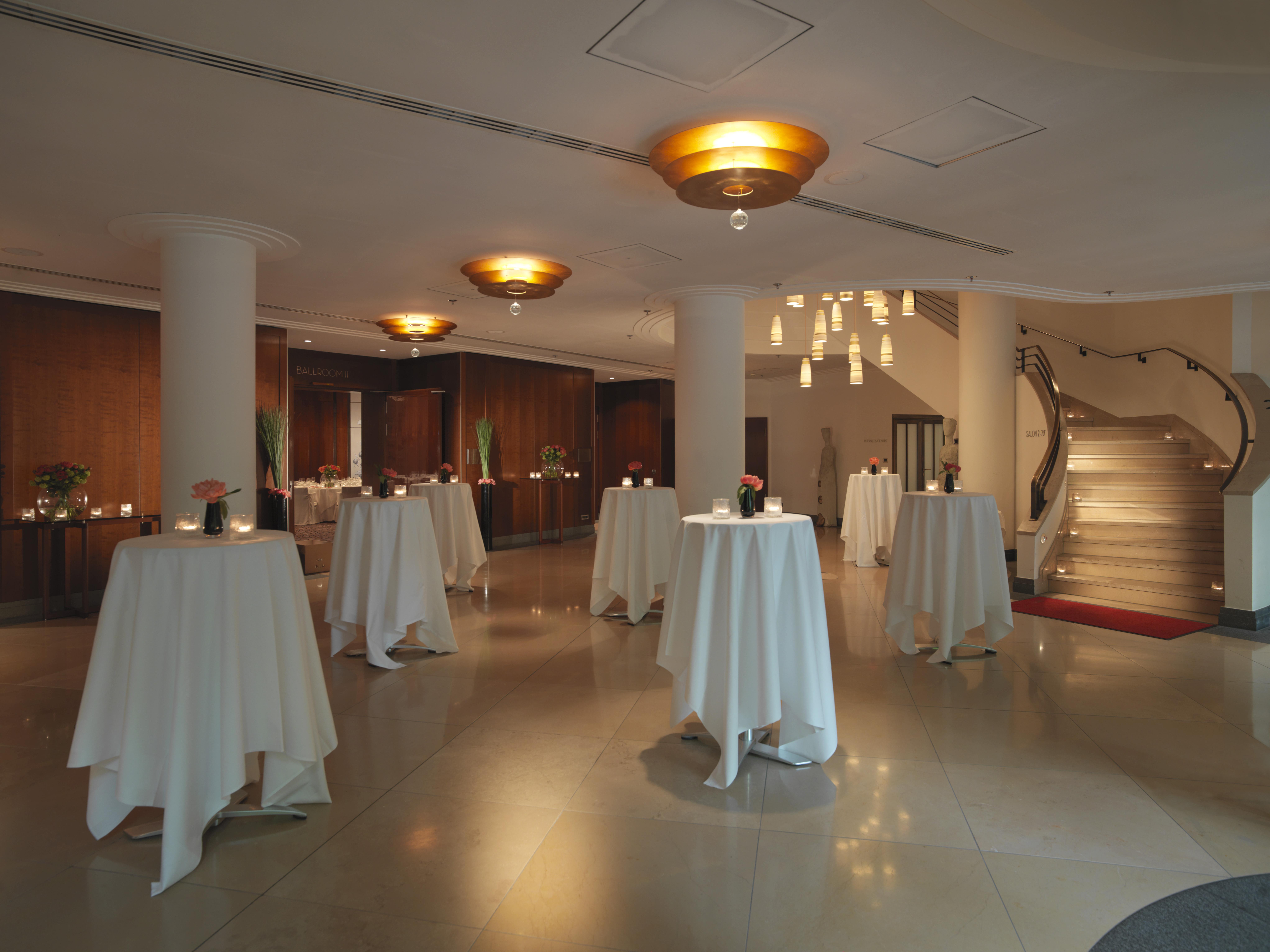 Rocco Forte The Charles Hotel München Exteriör bild