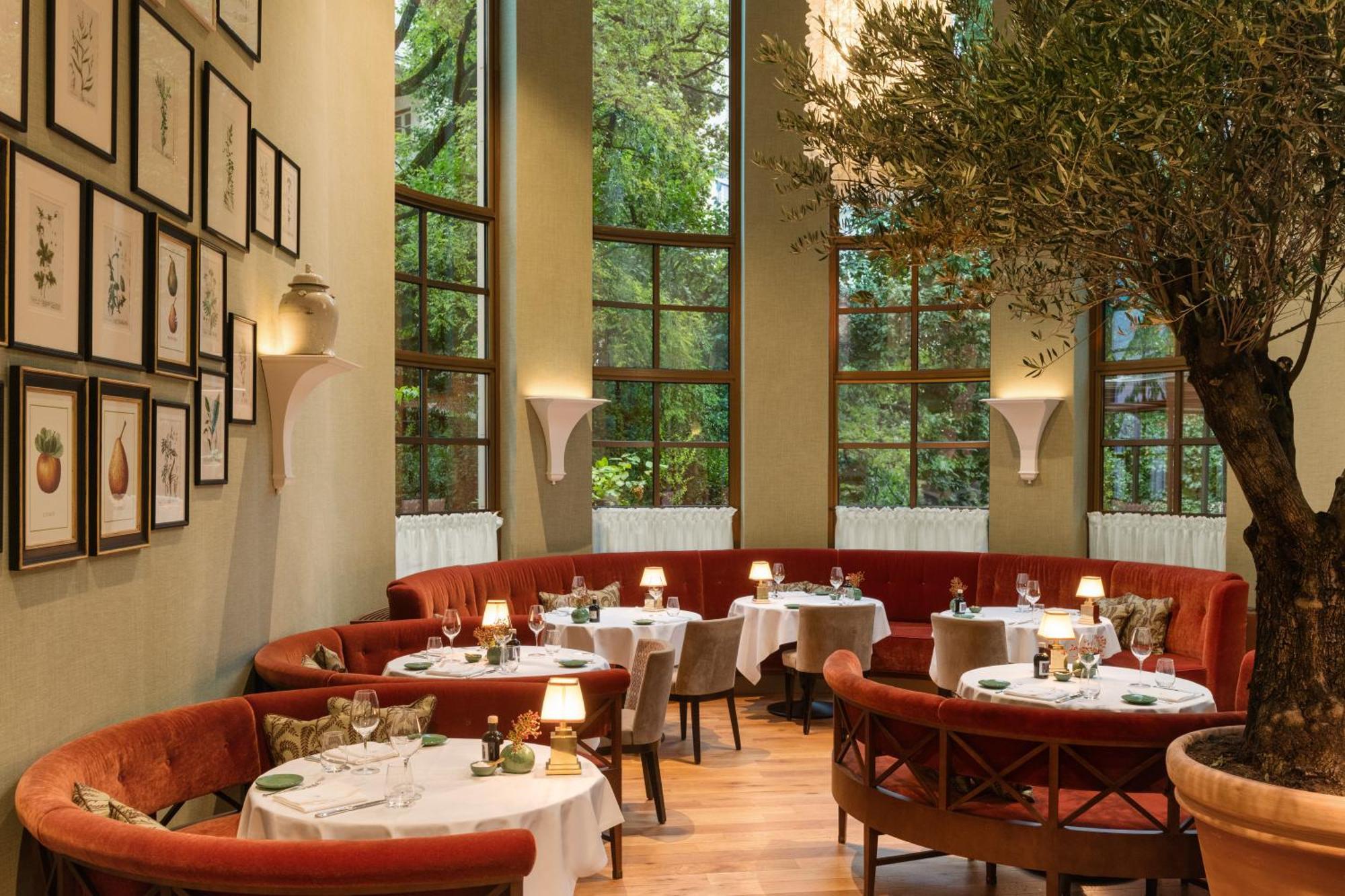Rocco Forte The Charles Hotel München Exteriör bild