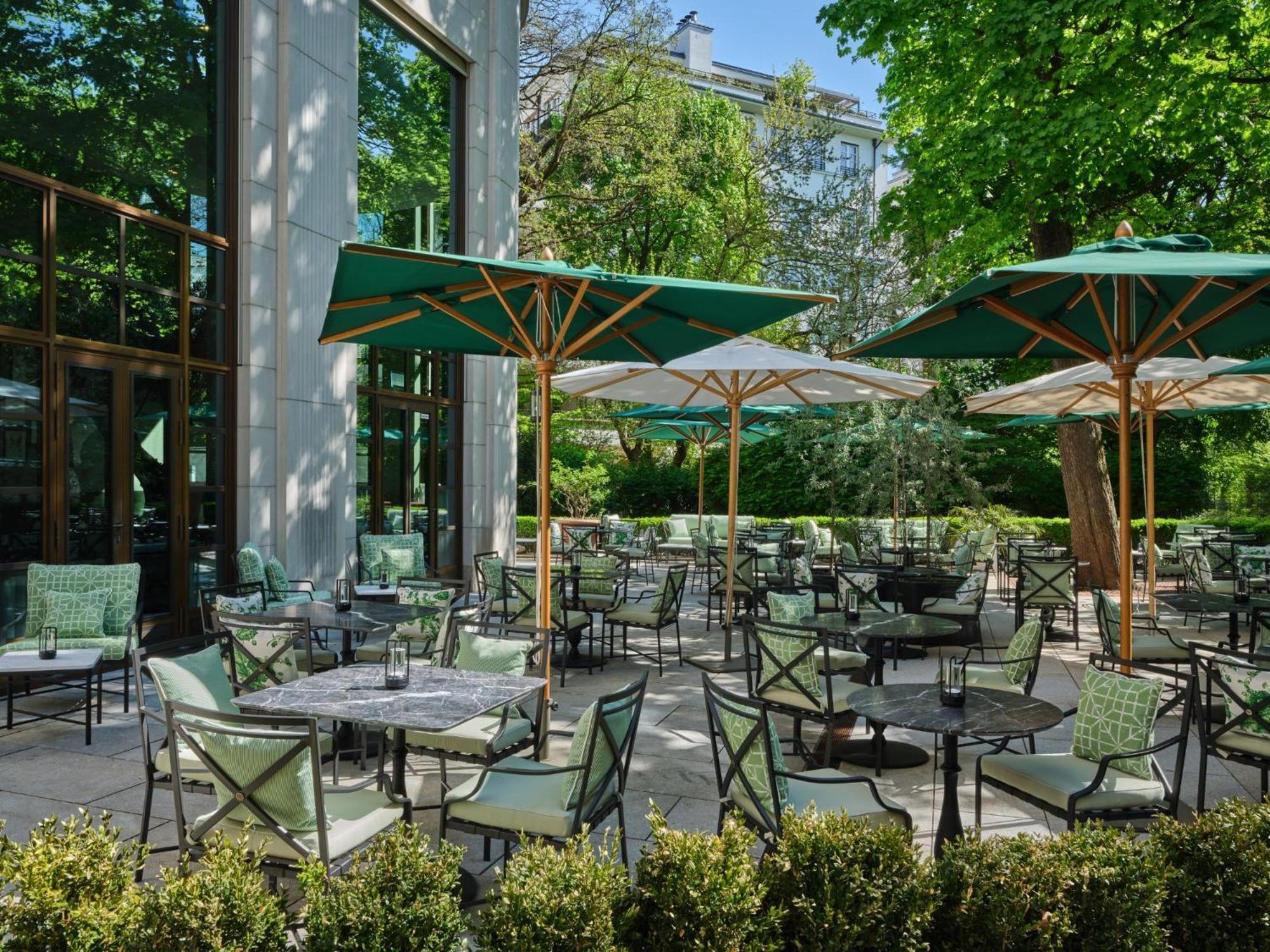 Rocco Forte The Charles Hotel München Exteriör bild